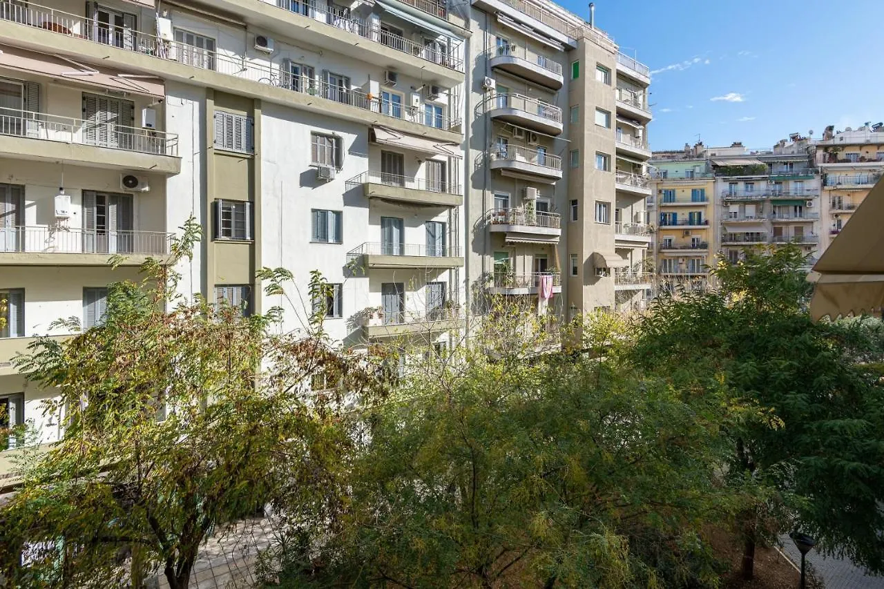 The Singing Leaf, Thessaloniki #Feelslikehome Grecja