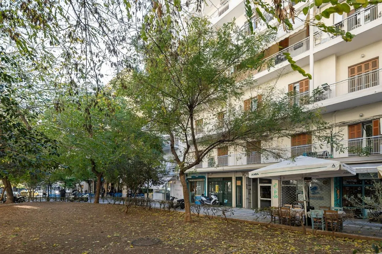 The Singing Leaf, Thessaloniki #Feelslikehome 0*,  Grecja